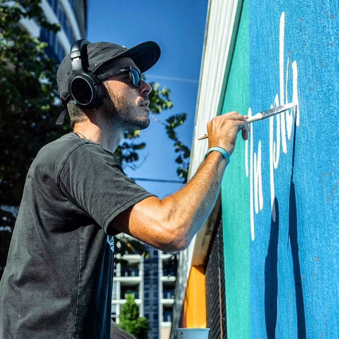 Mike Manuka at work